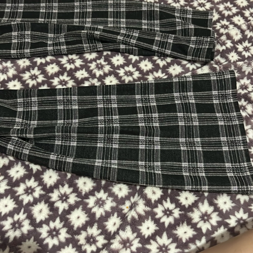 eyeshadow plaid flare leggings